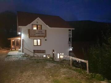 Фотографии Гостевой дом Casa Bunicutei г. Рынка (Румыния) №2 Фото Гостевой дом Casa Bunicutei г. Рынка 2