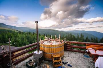 Фотографии Лоджи Antonia Spa 180° Panaromic View 3 г. Рынка (Румыния) №1 Фото Лоджи Antonia Spa 180° Panaromic View 3 г. Рынка 1