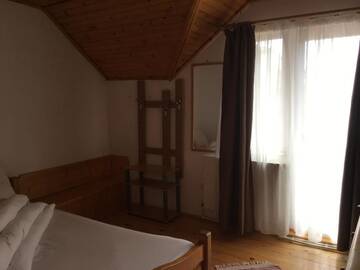 Фото номера Дом с 4 спальнями Лоджи Vila Carla Elena Ranca г. Рынка 2
