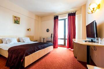 Фото номера Двухместный номер с 1 кроватью Отель Hotel Onix г. Рынка 6