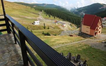 Фото номера Двухместный номер с 1 кроватью Гостевой дом Cabana Transalpina г. Рынка 35