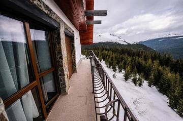 Фото номера Двухместный номер с 1 кроватью Лоджи Antonia Spa 180° Panaromic View 3 г. Рынка 17