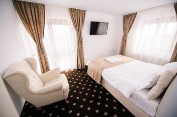 Фото номера Двухместный номер с 1 кроватью Лоджи Antonia Spa 180° Panaromic View 3 г. Рынка 3
