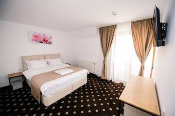 Фото номера Апартаменты с 2 спальнями Лоджи Antonia Spa 180° Panaromic View 3 г. Рынка 5