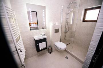 Фото номера Апартаменты с 2 спальнями Лоджи Antonia Spa 180° Panaromic View 3 г. Рынка 3